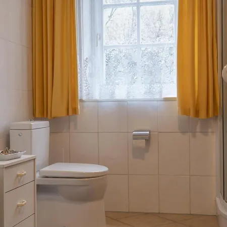 Zum Caphenstain Апартаменты *