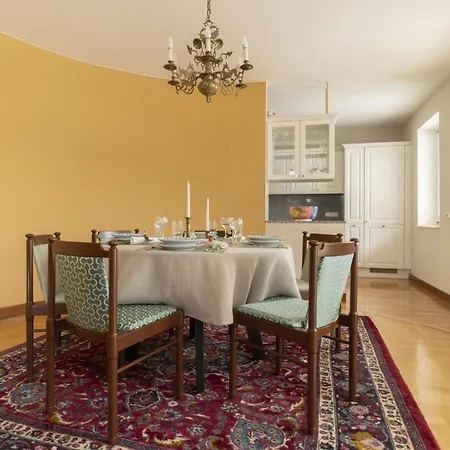 Daire Zum Caphenstain *