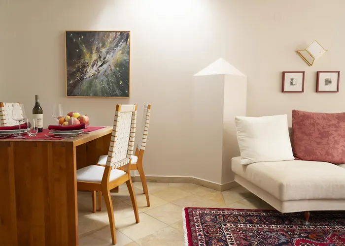 Zum Caphenstain 公寓 *